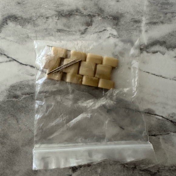 Michael Kors Watch - Picture 6 of 6